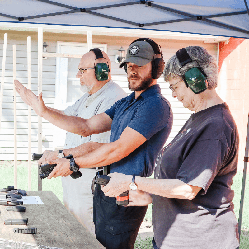 basic pistol course with new students